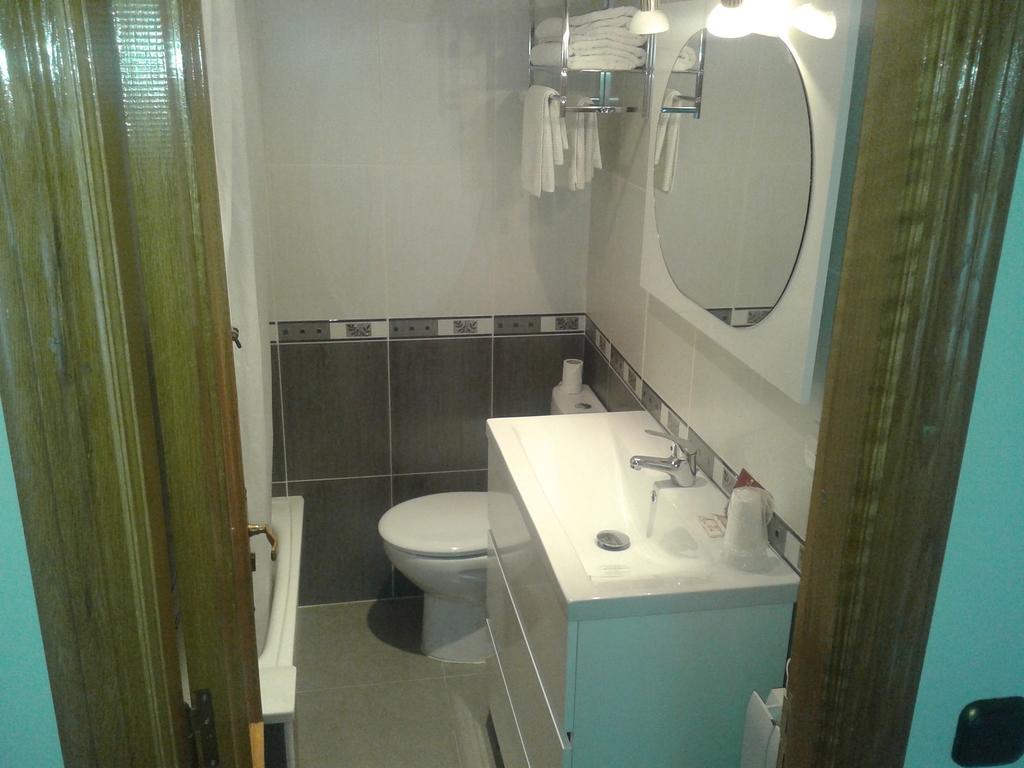 Hostal Les Bedules Oseja de Sajambre Room photo