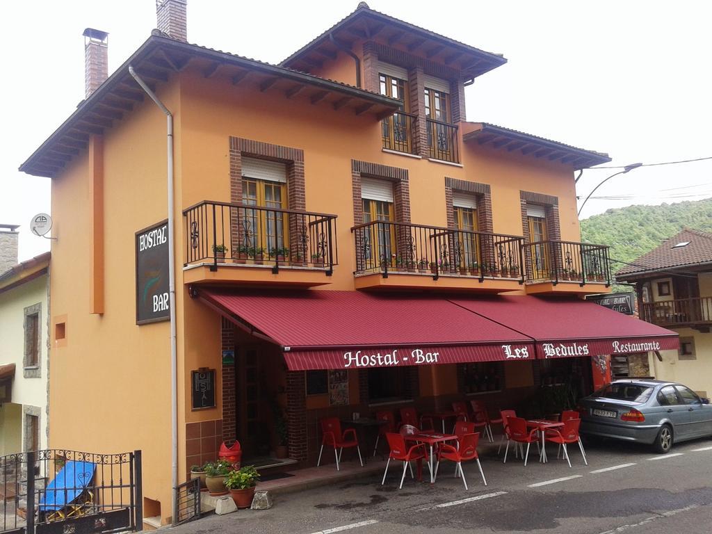 Hostal Les Bedules Oseja de Sajambre Exterior photo