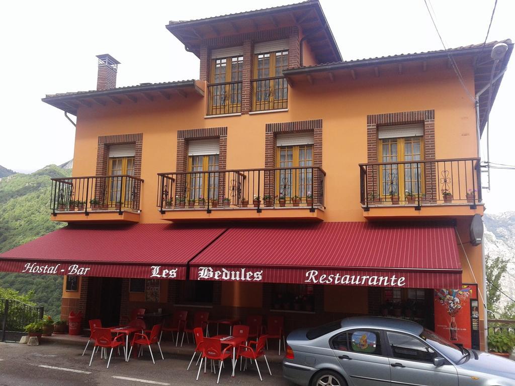 Hostal Les Bedules Oseja de Sajambre Exterior photo